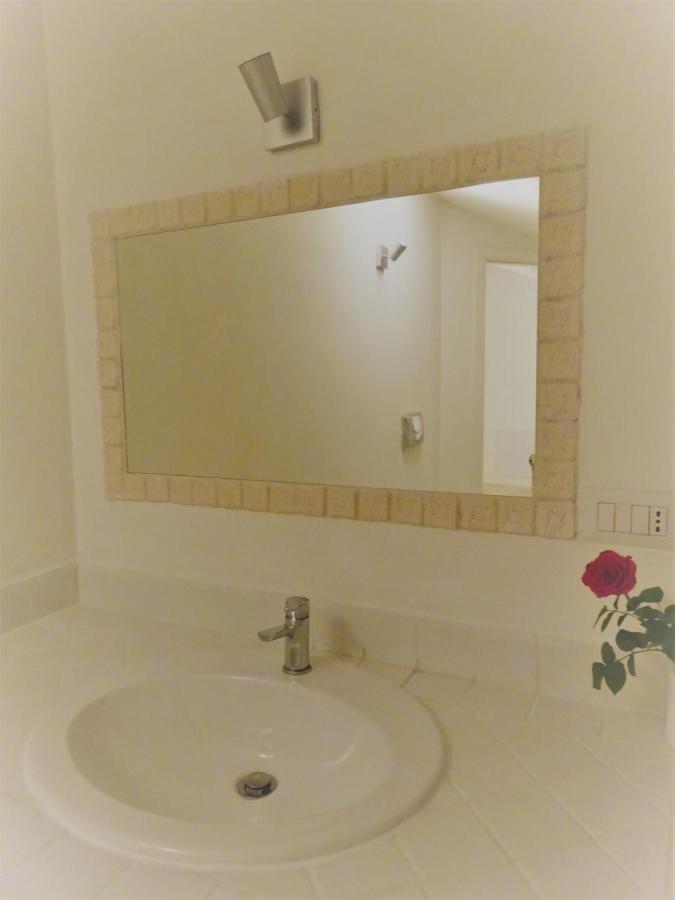 Appartement White - San Pantaleo Extérieur photo