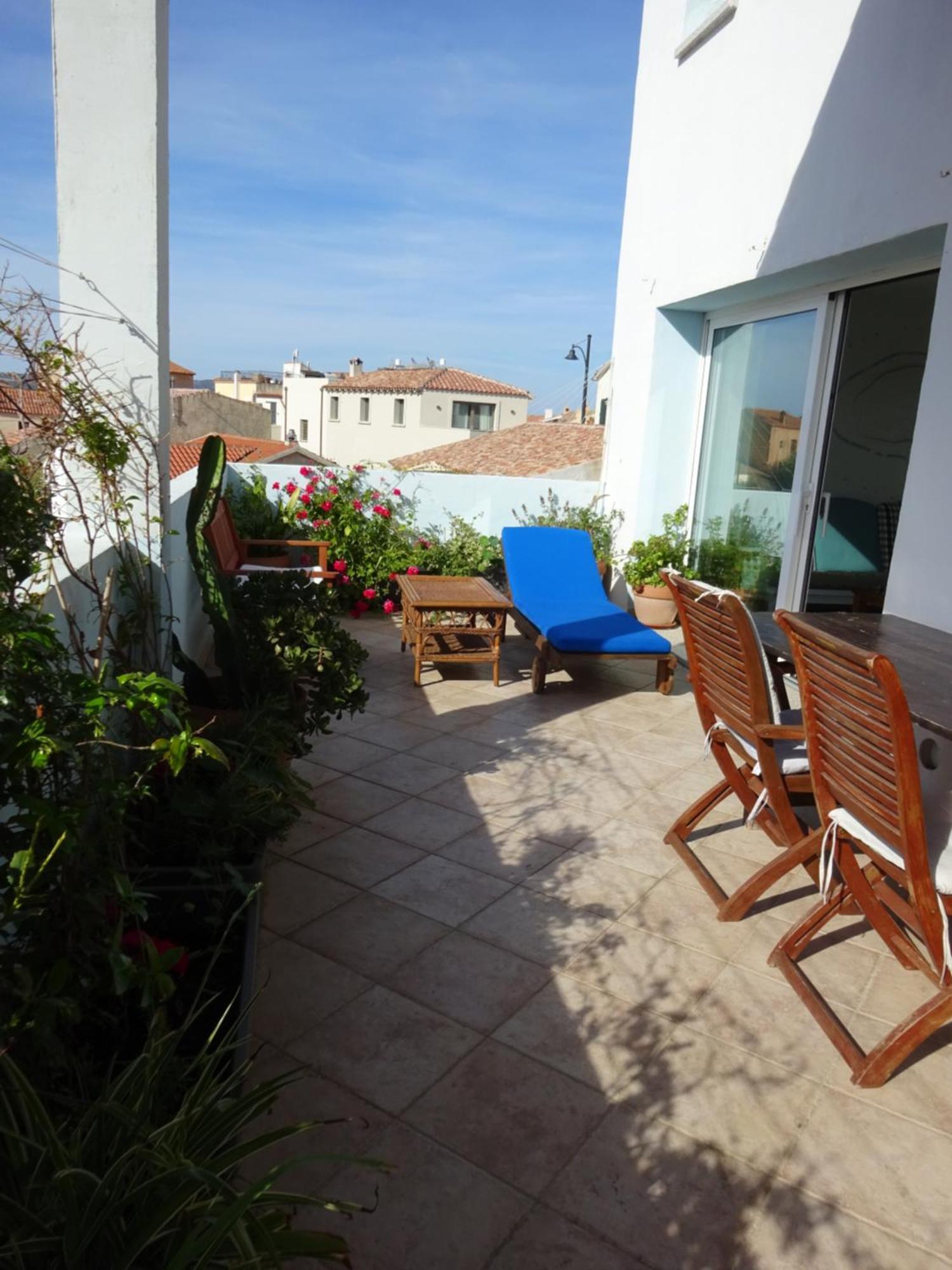 Appartement White - San Pantaleo Extérieur photo